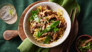 Beef and shiitake chow mein